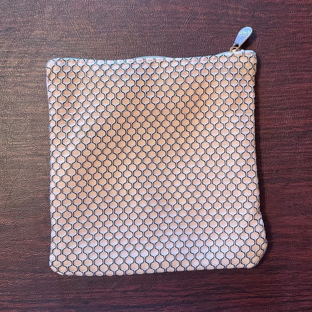 Ipsy Pale Pink and Black Cosmetic Bag